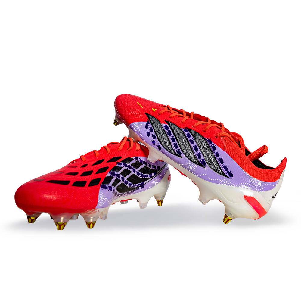 mainFreddy Lussick's Signed Match-Boots2